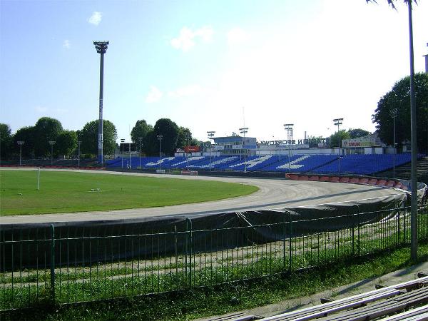 Stadion Stal