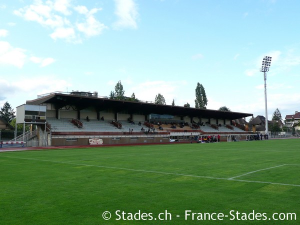 Stade Joseph Moynat