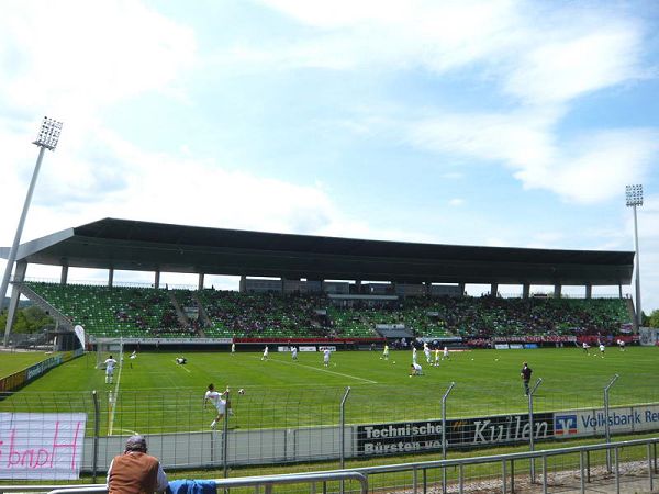 Stadion an der Kreuzeiche