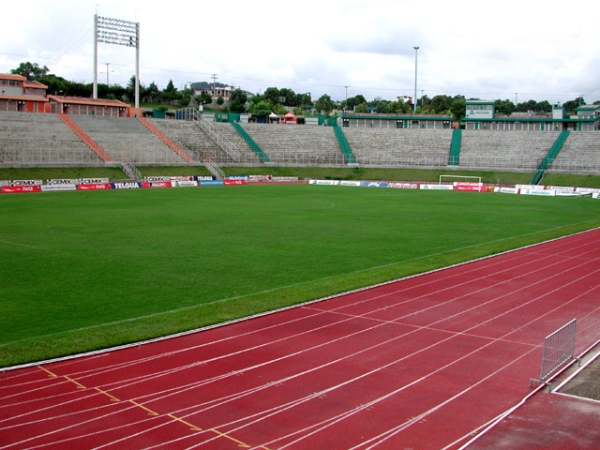 Estadio Cementos Progreso