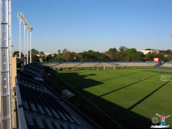 Estadio Dr. Nicolás Leoz